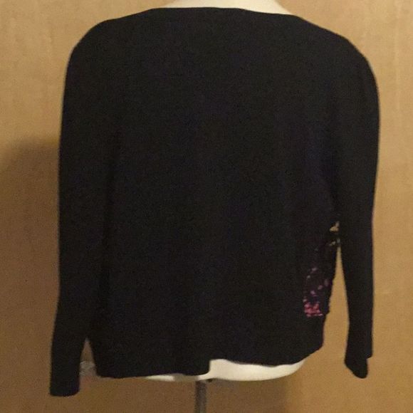 Vintage Specialty Cropped lace Cardigan - Picture 7 of 8